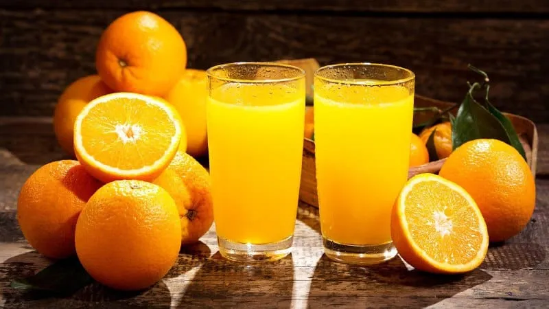 Can you drink orange juice on an empty stomach: benefits and harms of freshly squeezed citrus