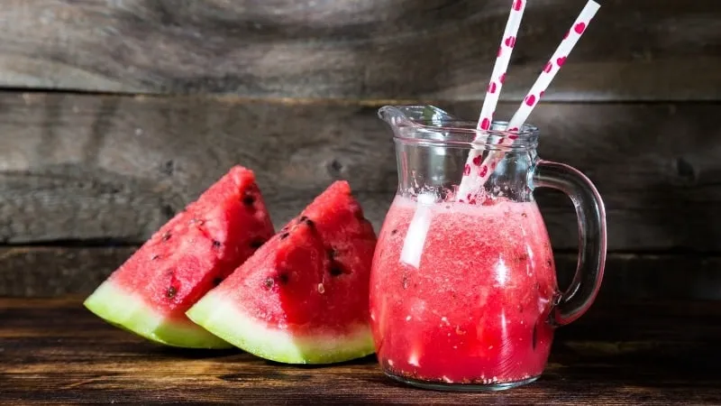 How to tell if a watermelon has spoiled and what to do if it happens