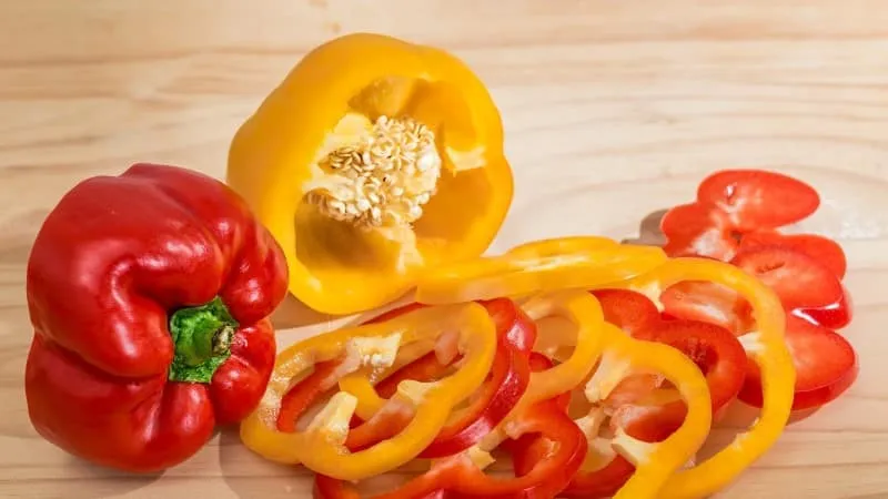 How to freeze bell peppers for winter: making healthy preserves for delicious dishes