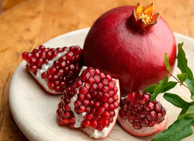 Identifying ripe pomegranates
