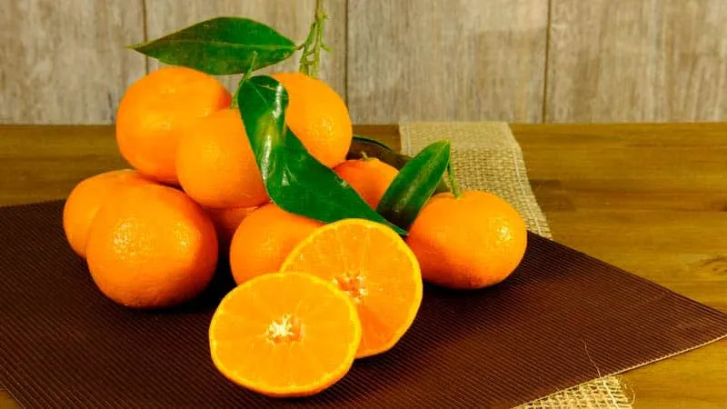 Can you eat tangerines while losing weight, and how do they affect weight loss?