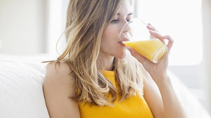 Can you drink orange juice on an empty stomach: benefits and harms of freshly squeezed citrus