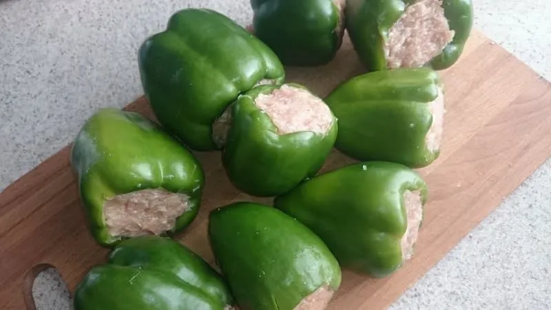 How to freeze bell peppers for winter: making healthy preserves for delicious dishes