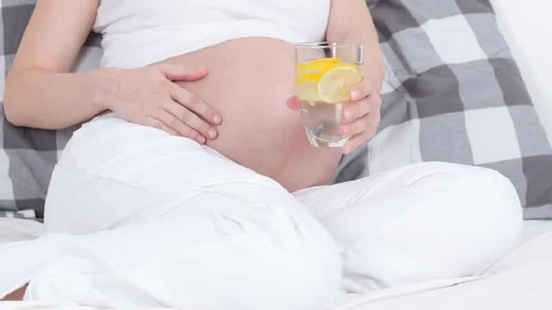 Who benefits from lemon and how it supports women's health