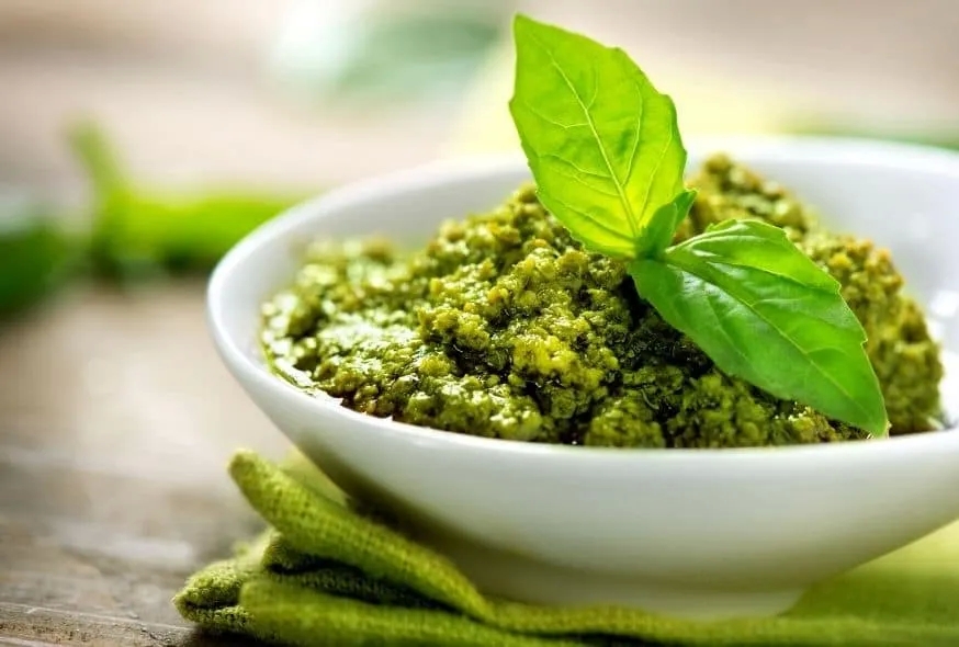 Can you eat basil while breastfeeding: the benefits and harms of greens