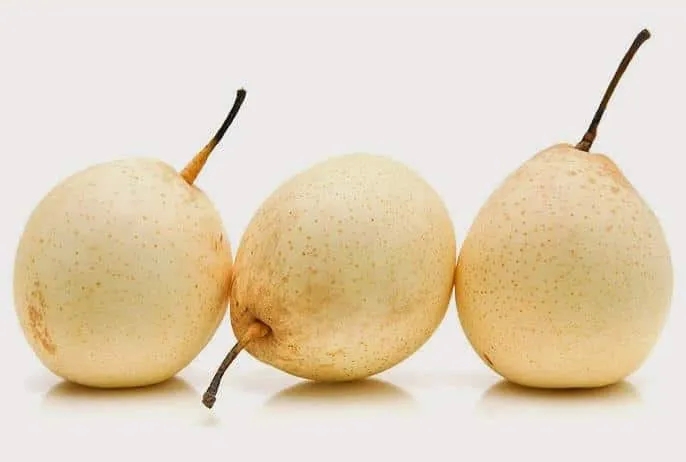 Composition and caloric content of Chinese pears depending on the variety, what are their benefits