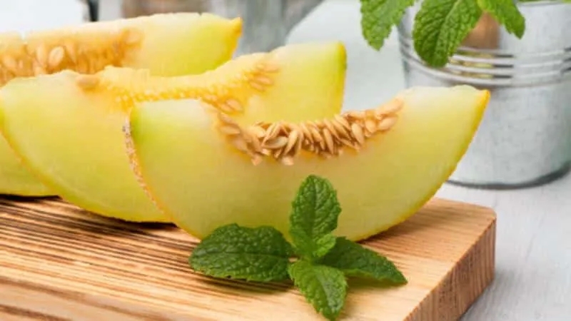 Melon on guard of men's health: why is it so useful