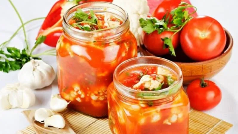 How to preserve cauliflower in tomato juice for winter: recipes