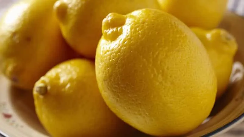 Who benefits from lemon and how it supports women's health