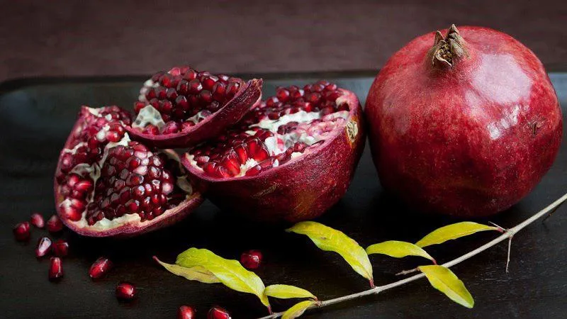 Beginner's Guide: How to Care for a Potted Pomegranate Indoors