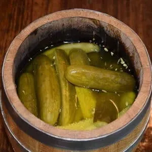 Step-by-step guide to fermenting cucumbers in a barrel