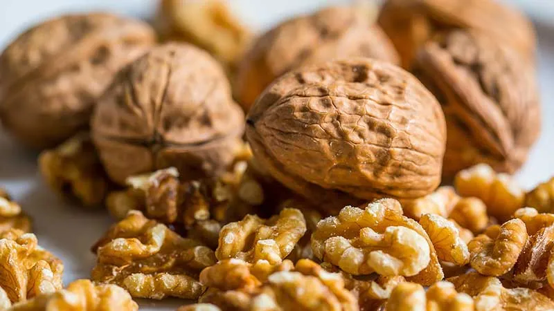 Eating walnuts for weight loss: can you eat them and in what quantity