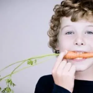 Caloric content of carrots and whether they can be eaten at night