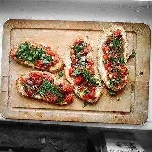 How to make sun-dried tomatoes at home: a selection of the best methods for preserving tomatoes